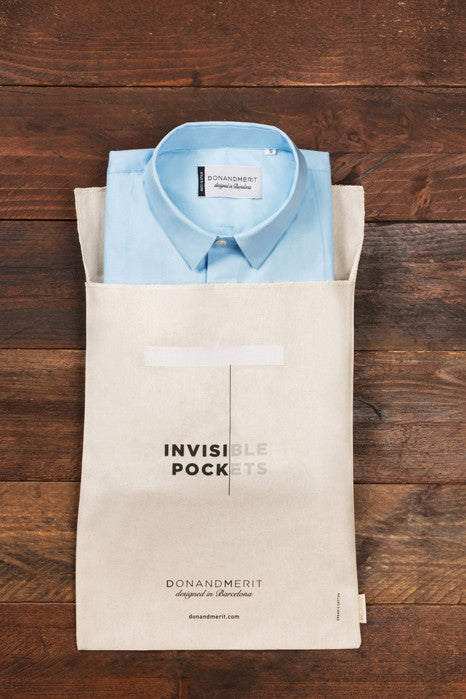 DonandMerit's pocket shirt is delivered in a reusable organic cotton bag